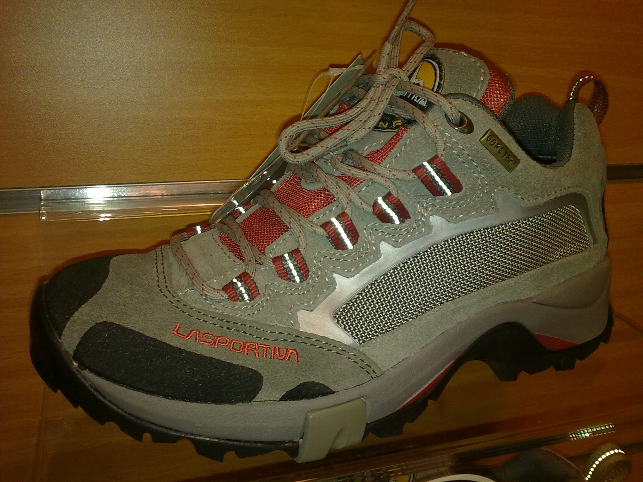 Lasportiva 355 原价1390元 特价1290元会员还有8.5折